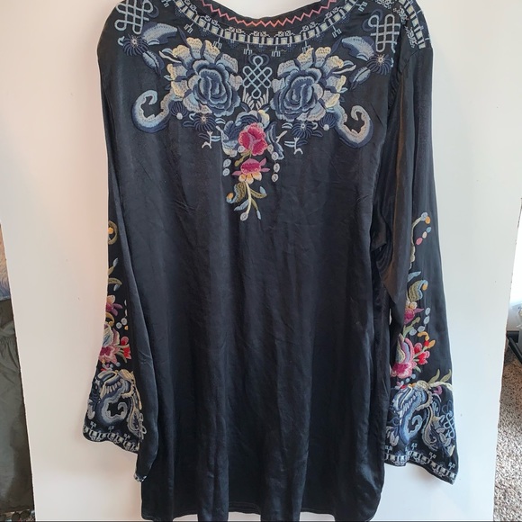 Johnny Was Esta satin blouse size XXL style #B16919-9 - Picture 11 of 16